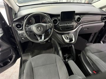 Mercedes V 250 - 12