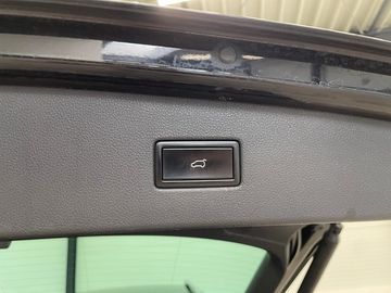 Volkswagen Tiguan - 8