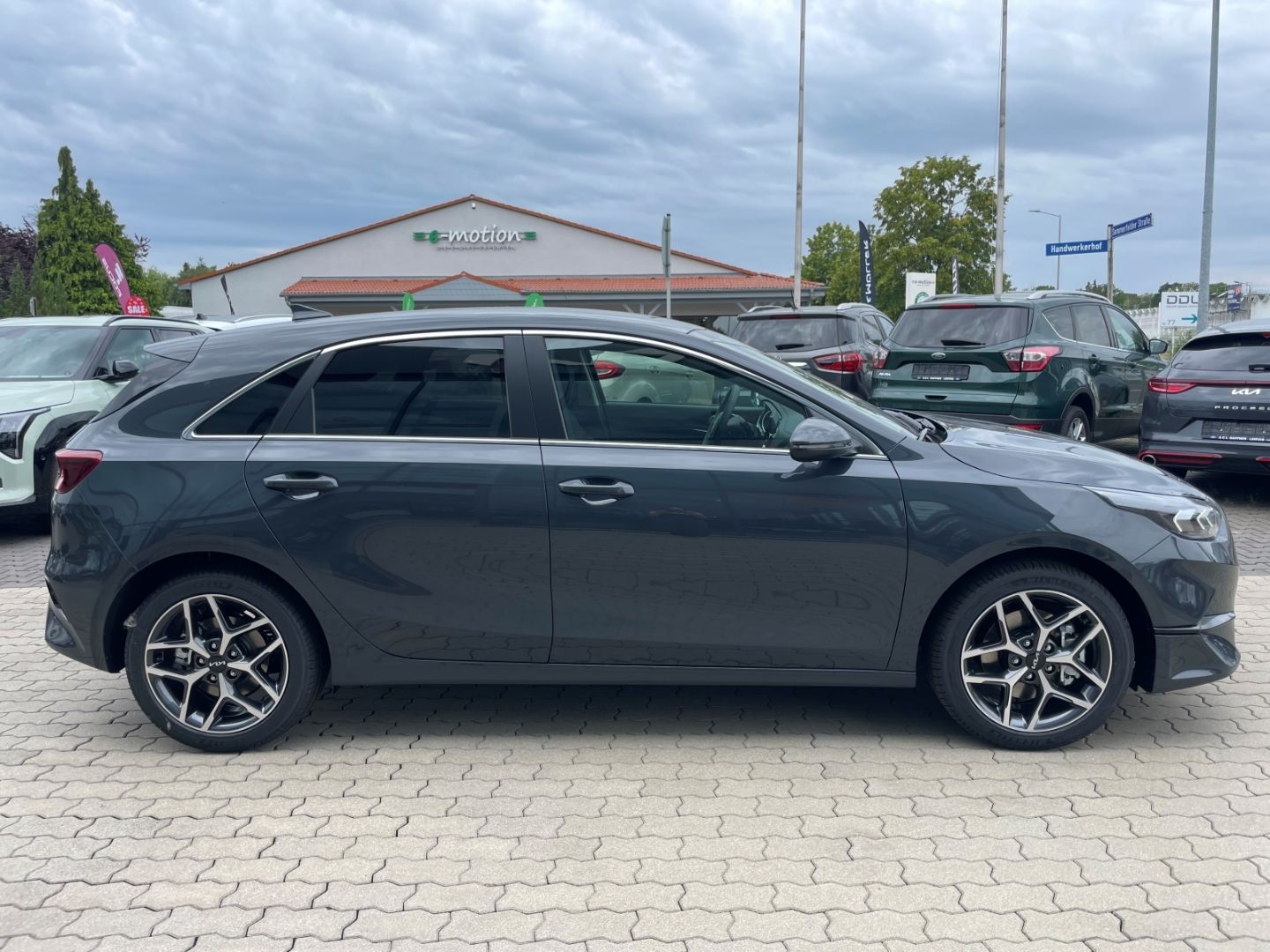 Fahrzeugabbildung Kia Ceed Ultimate LED totWinkAss Kamera Spurhalteass