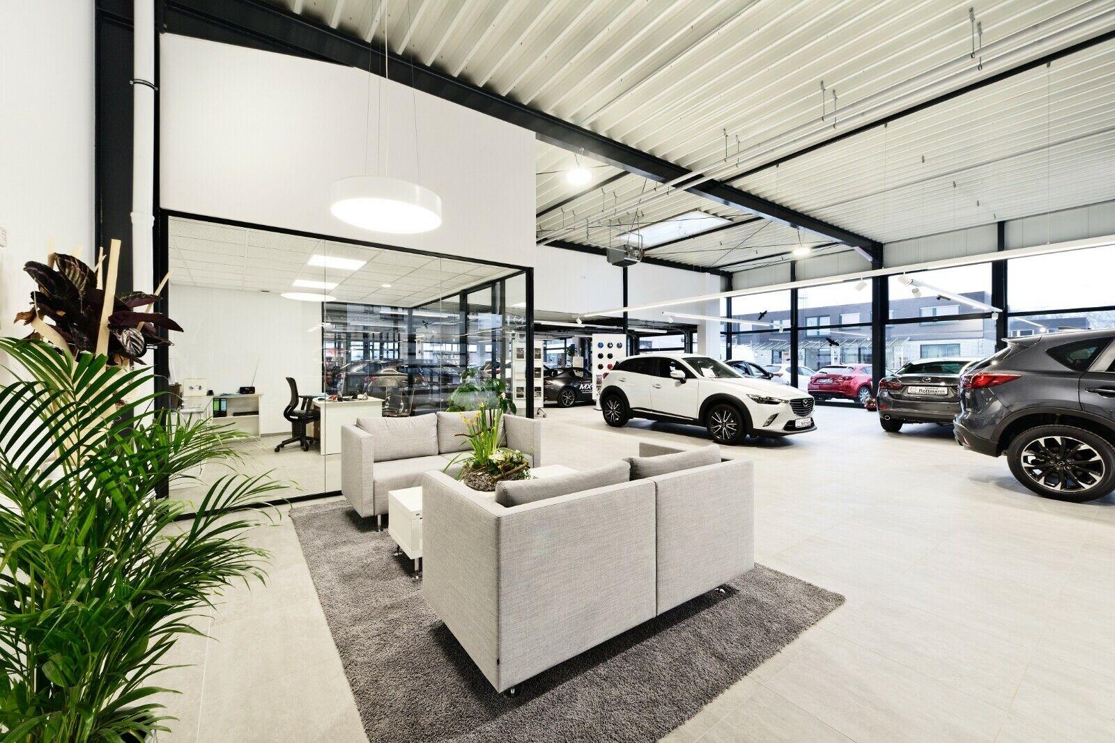 showroom-image-bottom