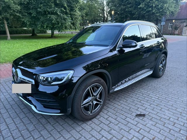 MERCEDES-BENZ GLC 400 AMG Paket Pano Burmester 360  Airmatic