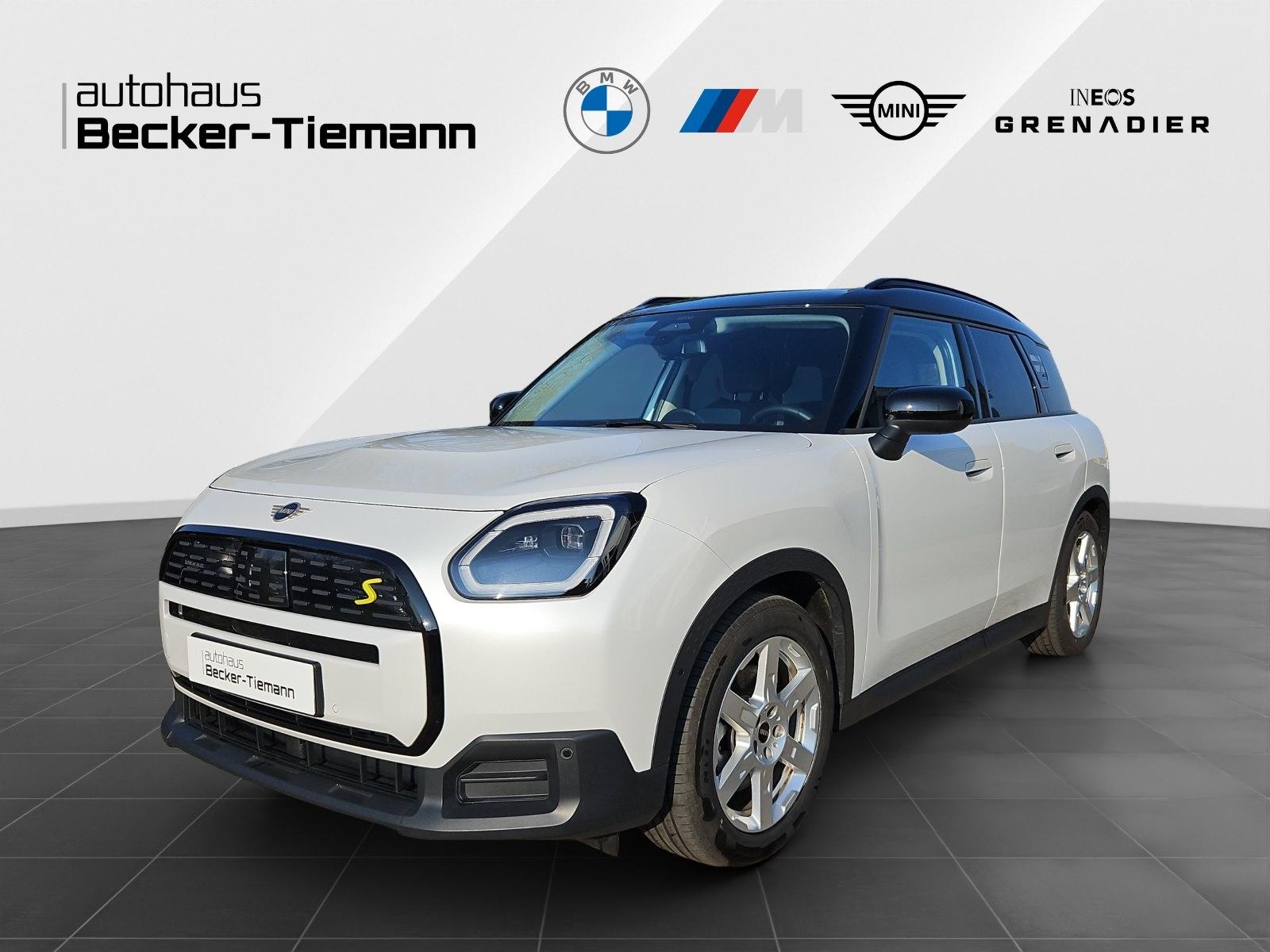 MINI Countryman SE ALL4 Classic Trim mit Paket M / Le