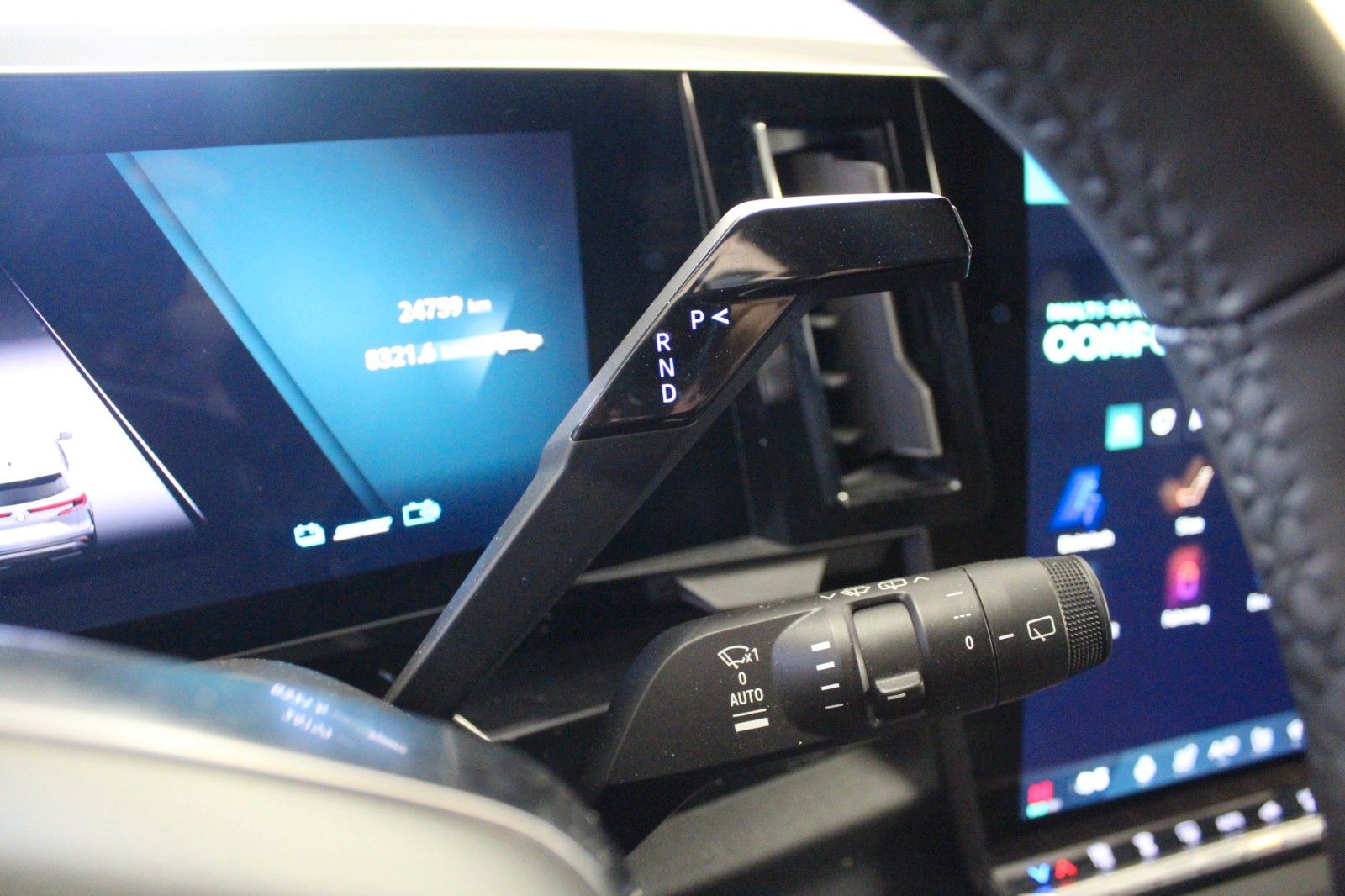 Fahrzeugabbildung Renault Espace Full Hybrid 200 Techno 7 Sitzer