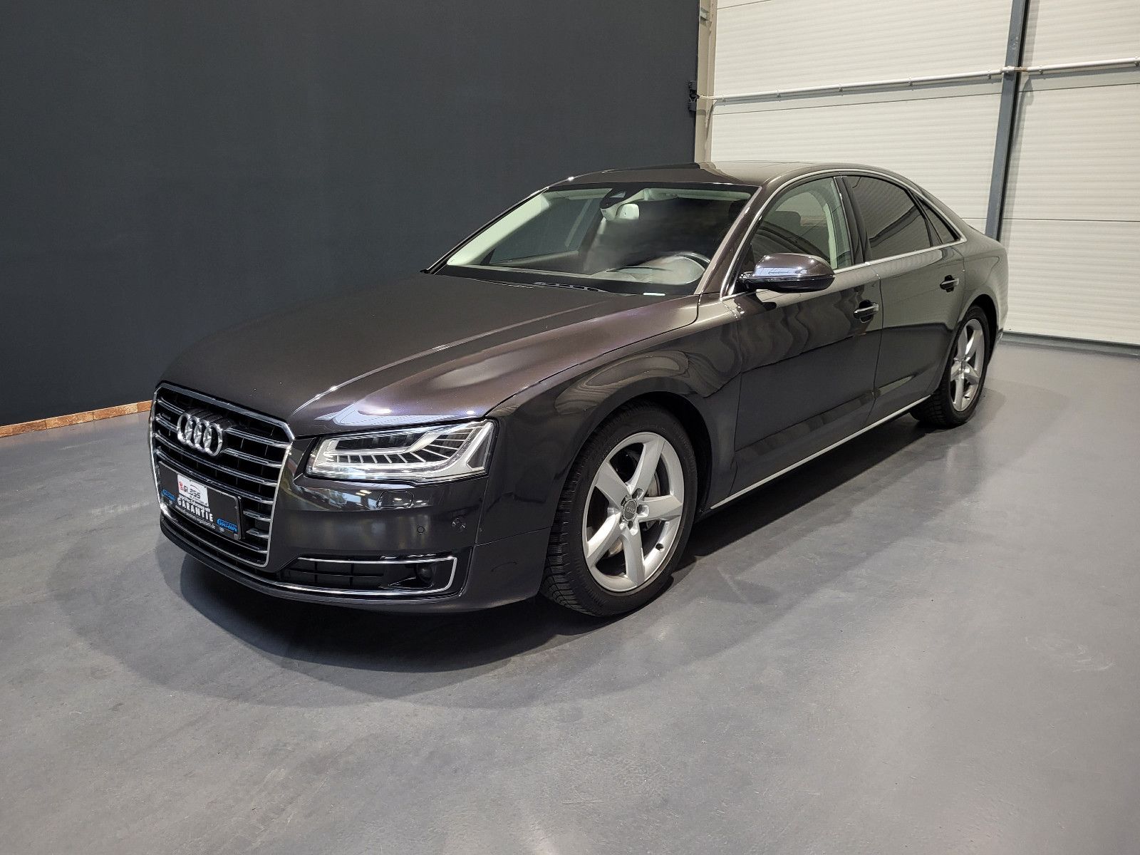 AUDI A8 3.0 TDI quattro *TOP Ausstattung*
