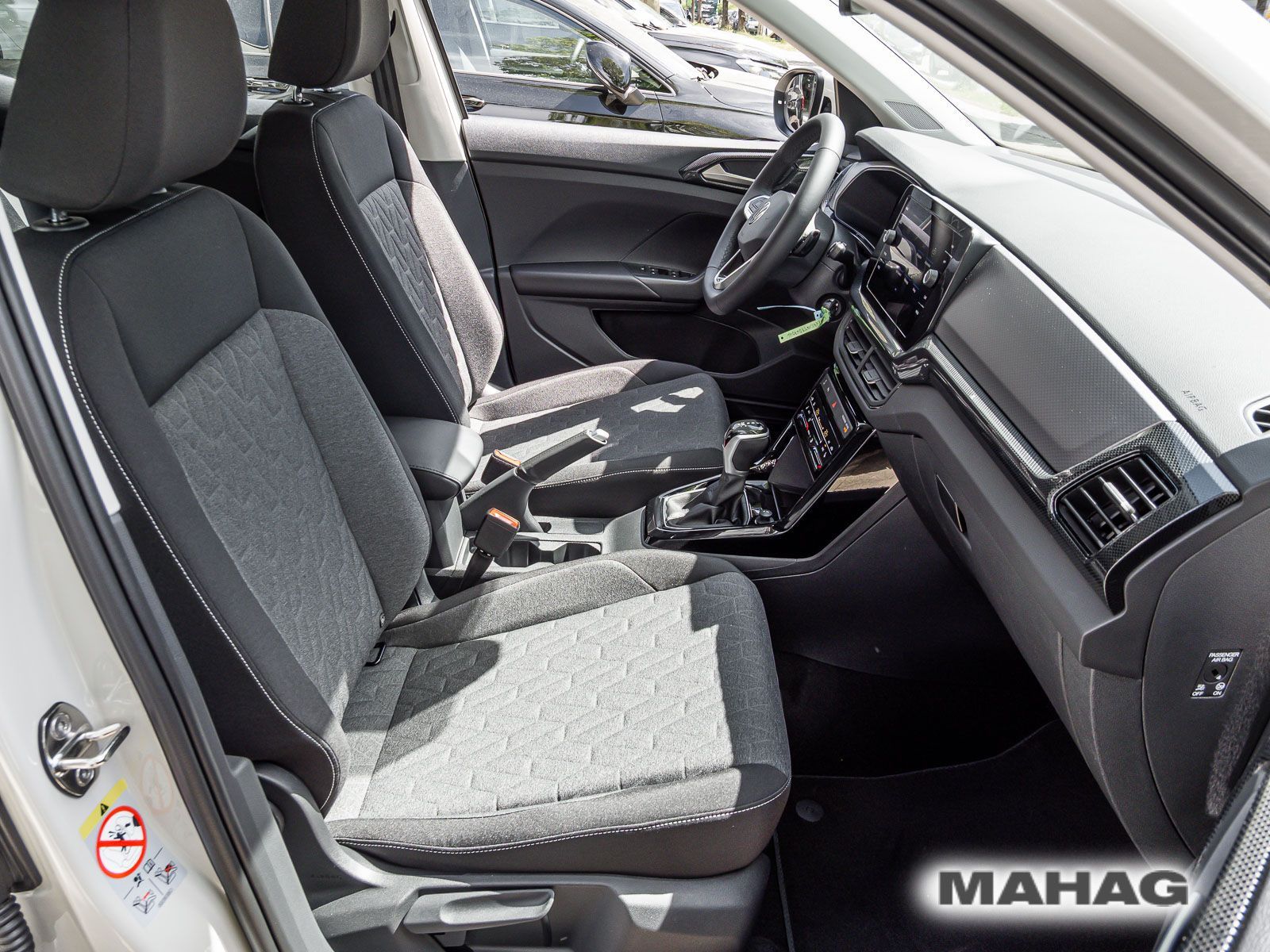 Volkswagen T-Cross - Bild 13