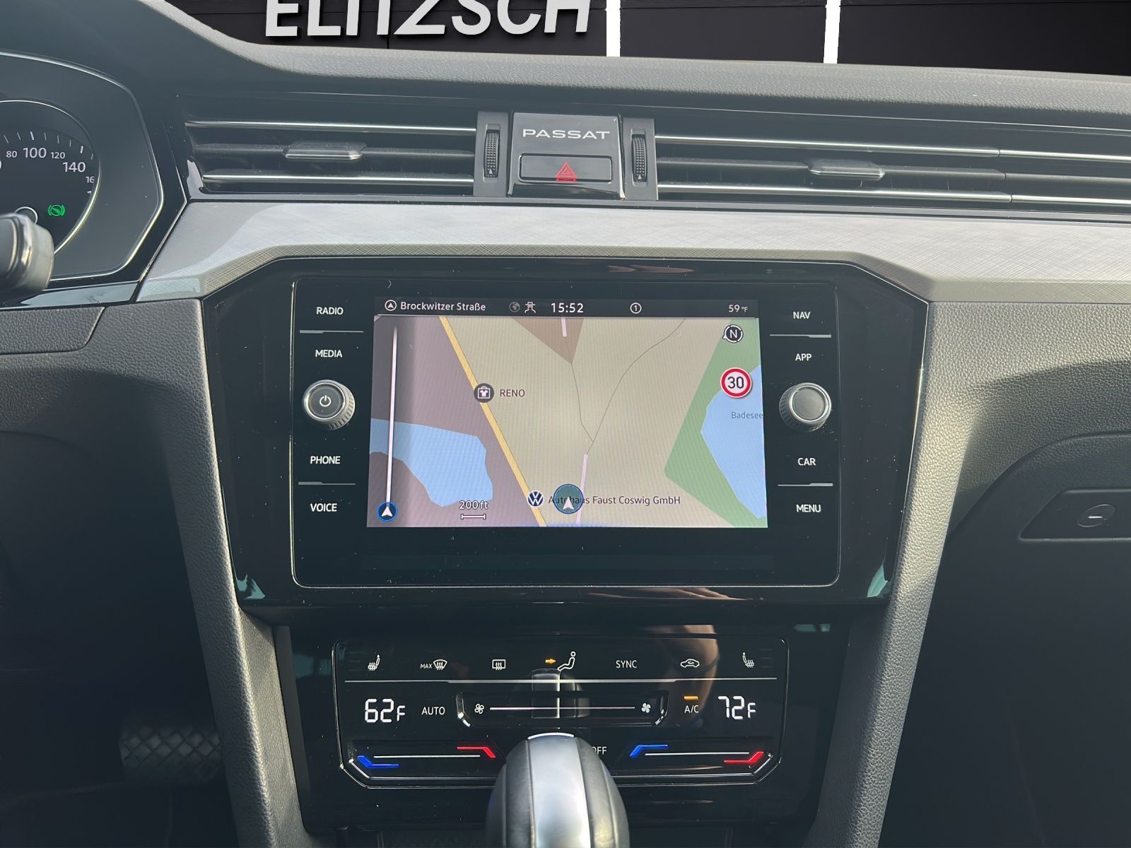 Fahrzeugabbildung Volkswagen Passat Variant Business TDI DSG LED ACC SHZ Rear