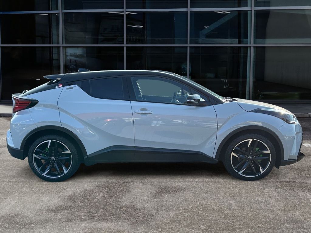 Fahrzeugabbildung Toyota C-HR 2.0 Hybrid GR Sport