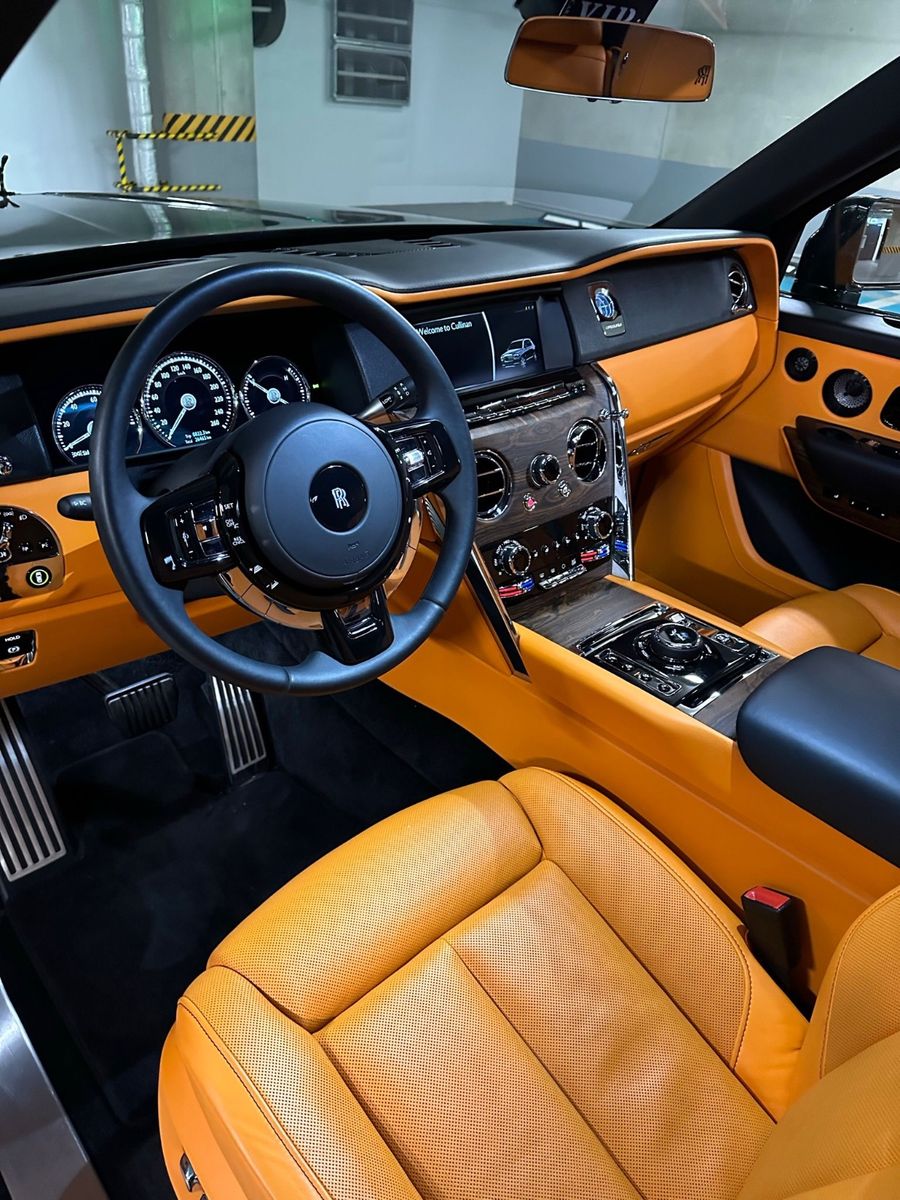 Fahrzeugabbildung Rolls-Royce Cullinan NOVITEC OVERDOSE/SHOOTING STAR/MANDARIN