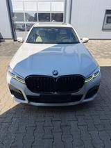 BMW 745e -M Sport LASER Vollausstattung 400 PS