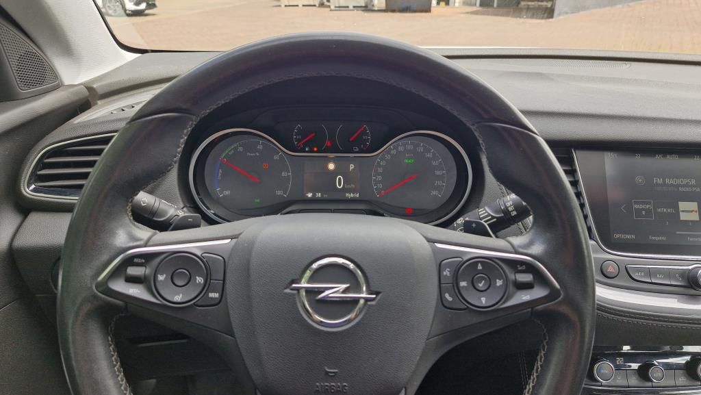 Autohaus Zimpel - Opel Grandland X 1.6T PHEV AGR Sitze+Keyless - Bild 13 Autohaus Zimpel - Opel Grandland X 1.6T PHEV AGR Sitze+Keyless - Bild 13
