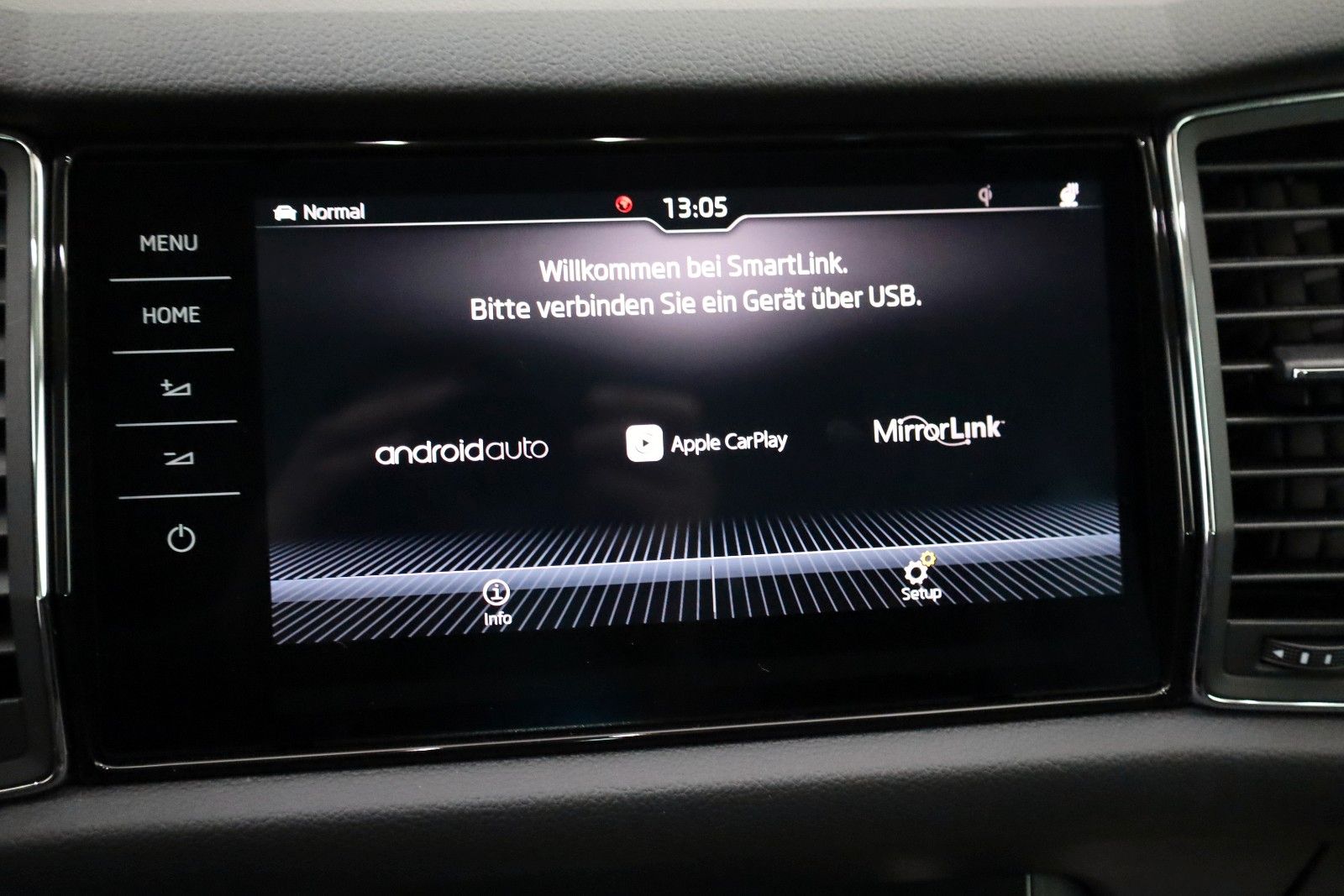 Fahrzeugabbildung SKODA Kodiaq Drive 125 4x4 7 Si,Navi,LED,ACC,AHK,SR+WR