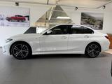 BMW 320 i xDrive M Sport ACC AHK RFK Standh. HiFi LR - BMW 320 mit Benzin-Antrieb: Limousine, Xdrive 320i
