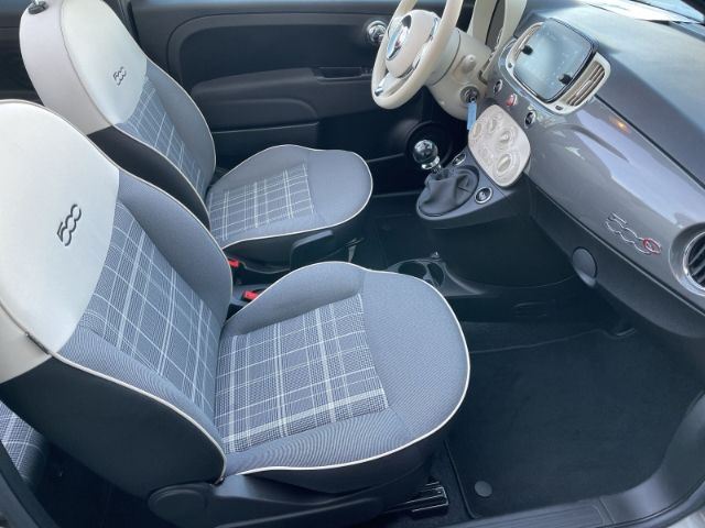 Fahrzeugabbildung Fiat 500C Cabrio 1.0 Mild Hybrid Lounge Einparkhilfe