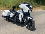 Harley-Davidson Street Glide, Ape, Navi, CVO Style, Gewährl. - HARLEY-DAVIDSON CVO STREET GLIDE