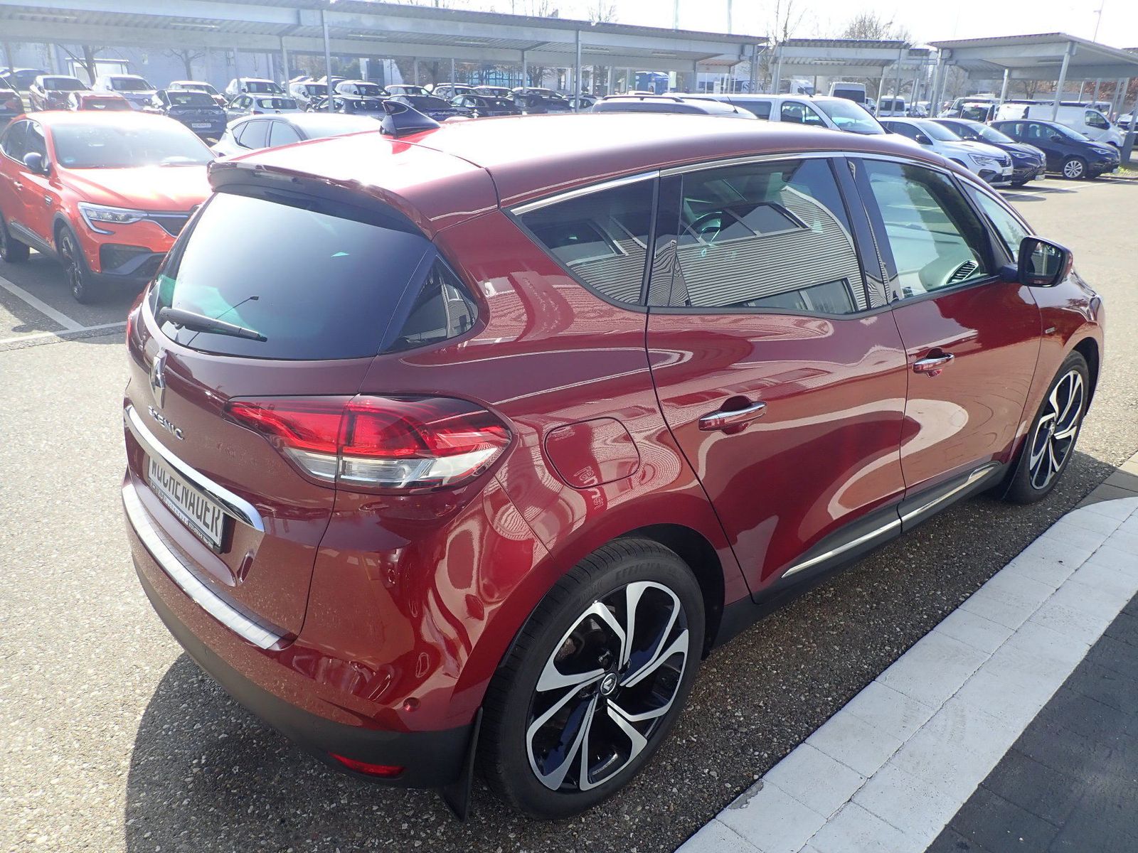Fahrzeugabbildung Renault Scenic IV BOSE Edition dCi 160