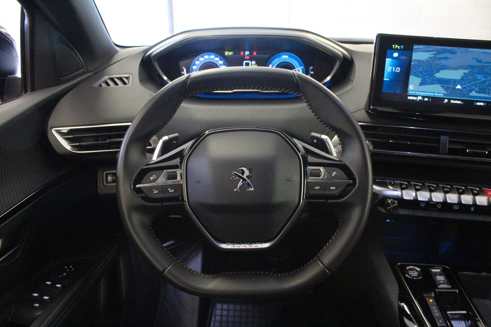 Fahrzeugabbildung Peugeot 3008 Plug-In Hybrid 225 e-EAT8 Allure Pack