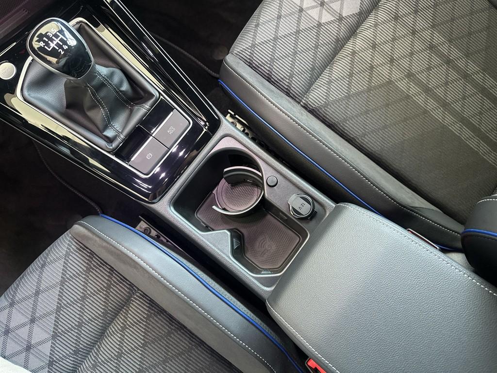Volkswagen Golf VIII 1.5TSI R-Line HaKardon RKam Navi ACC, миниатюра 17