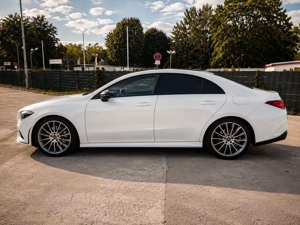 Mercedes-Benz AMG Line PANORAMA foto 3
