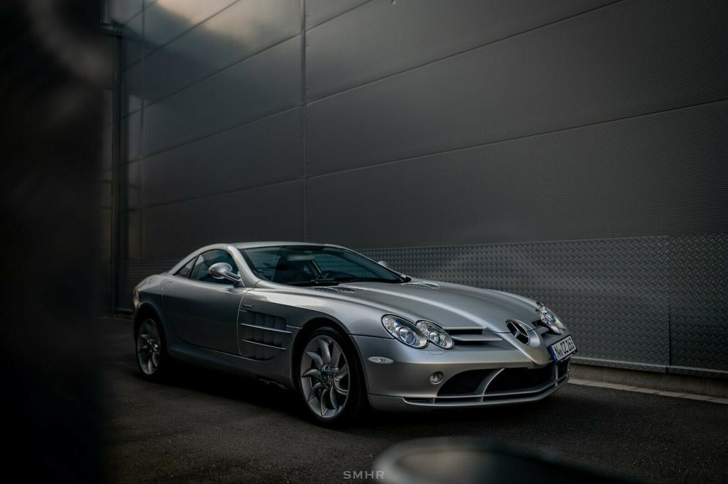 Mercedes-Benz SLR