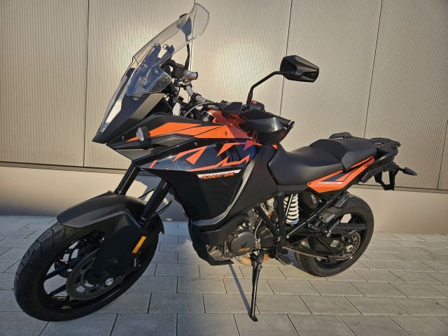 KTM 1090 ADVENTURE 