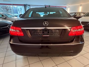 Mercedes E 250 - 6