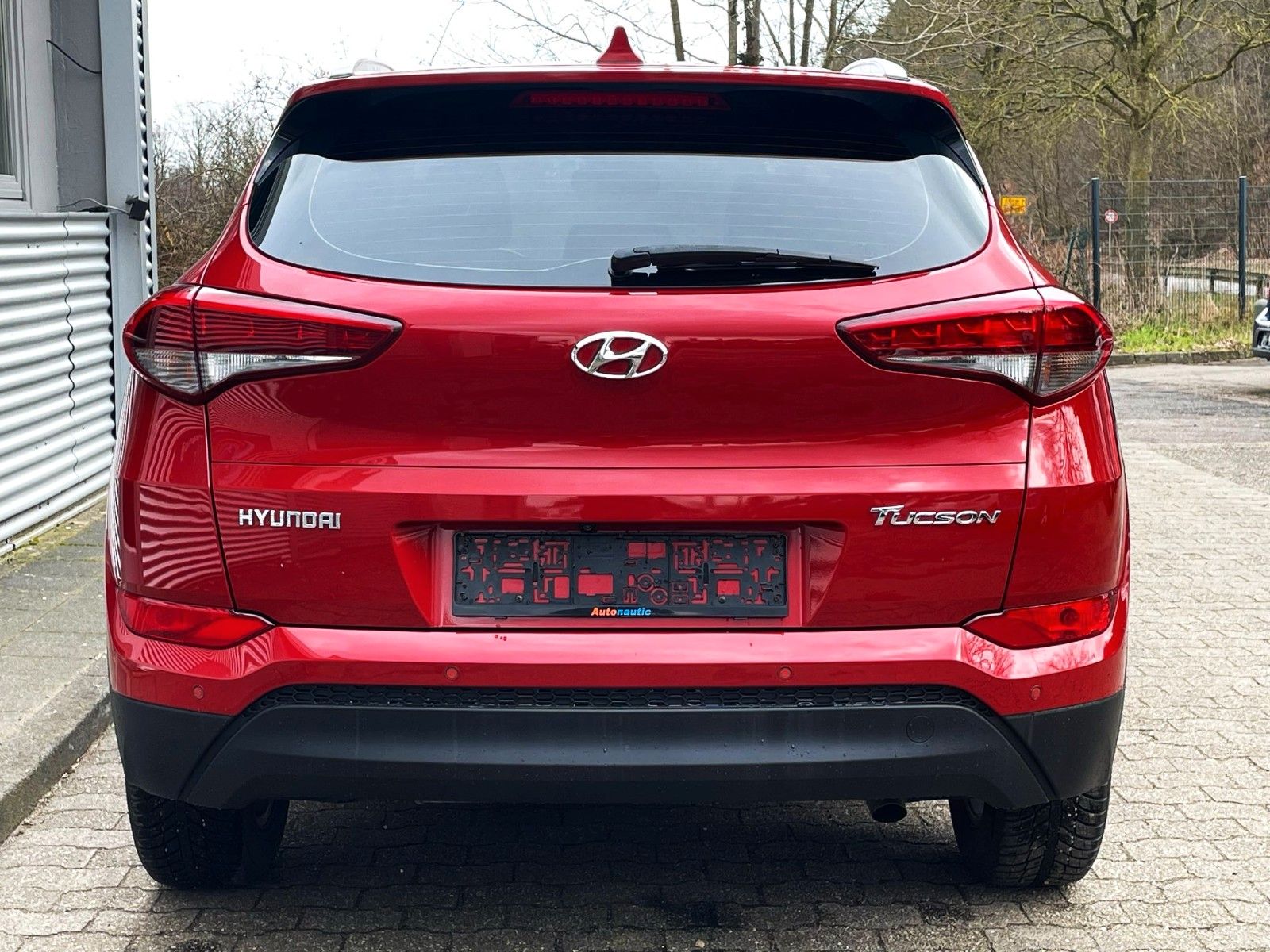 Fahrzeugabbildung Hyundai Tucson 1.7CRDi  KLIMAAUT NAVI SITZHZG CAM 2.Hd