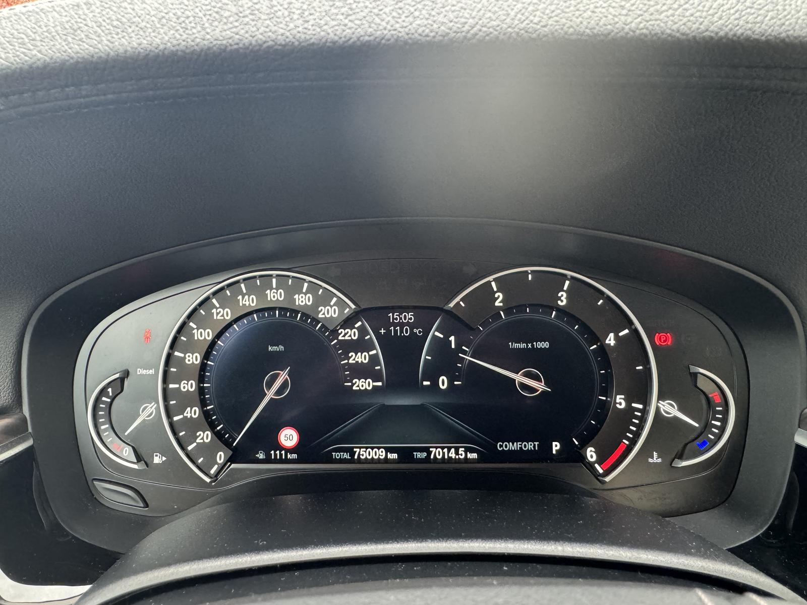 BMW 520d xDrive Tou PANO ACC Ad-LED HuD Sportsitz CD