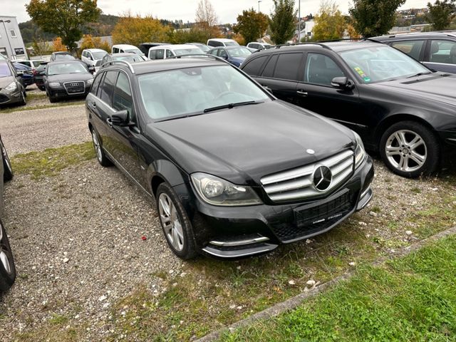 Mercedes-Benz C 200 T CGI BlueEfficiency AVANTGARDE