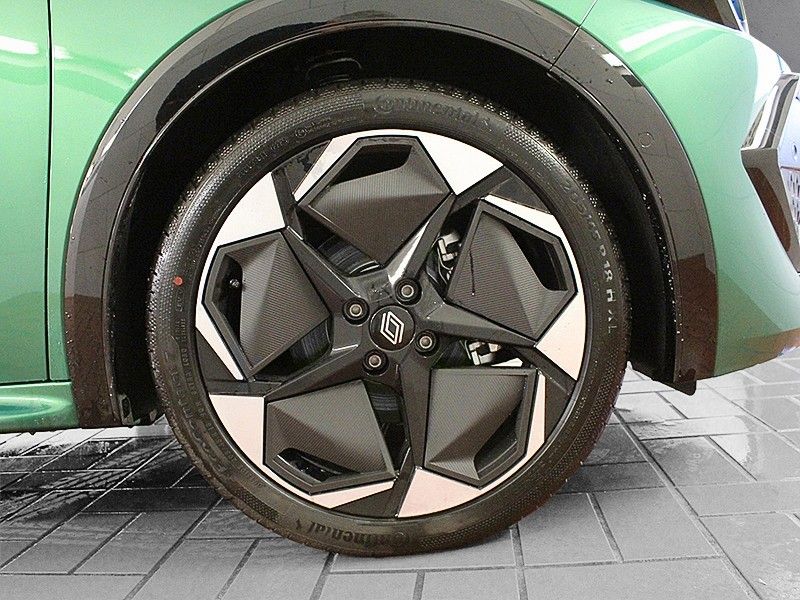 Fahrzeugabbildung Renault Clio VI E-Tech 160 Full Hybrid Techno