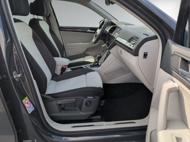 Tiguan 1.5 TSI DSG ELEGANCE AHK+KAMERA+LED+NAVI.