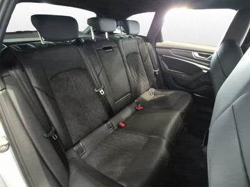 2024 AUDI RS6 — миниатюра 14