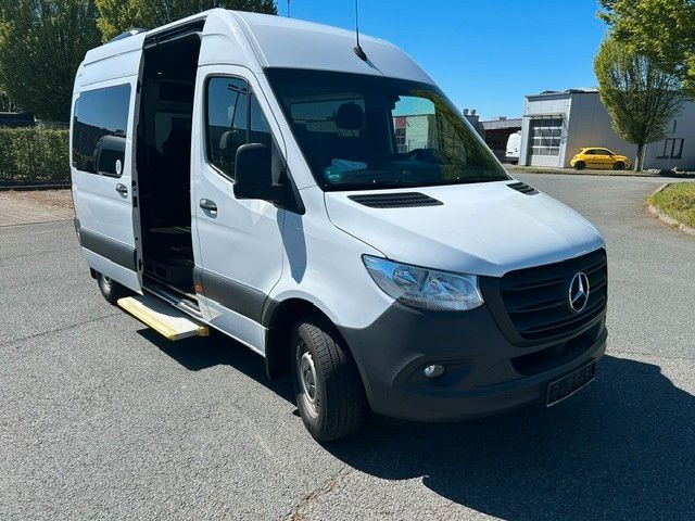 Image of Mercedes-Benz Sprinter