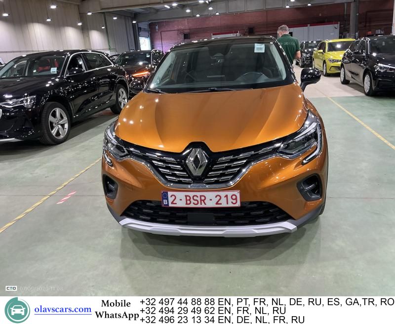 Renault Captur 1.6 E-Tech Initiale Paris Pano Aut. LED  imagem 2