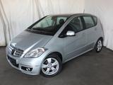 Mercedes-Benz A 150 AUTOTRONIC NAVI TEMPOMAT KLIMAANLAGE - Mercedes-Benz A 150 mit Benzin-Antrieb