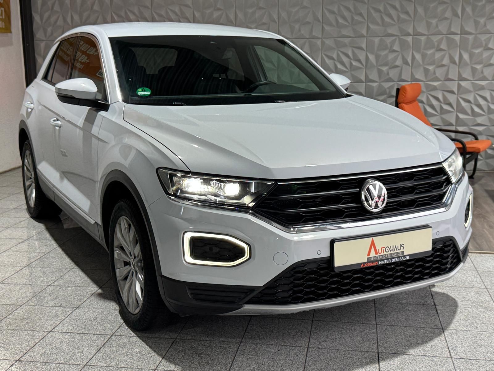 Volkswagen T-Roc Sport 1.5 TSI ACC/LANE/SHZG/StHz/LED imagem 2