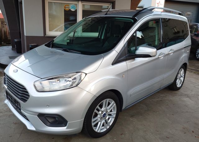 Ford Tourneo Courier Titanium 1.0i 47TKM/PDC/KAMERA