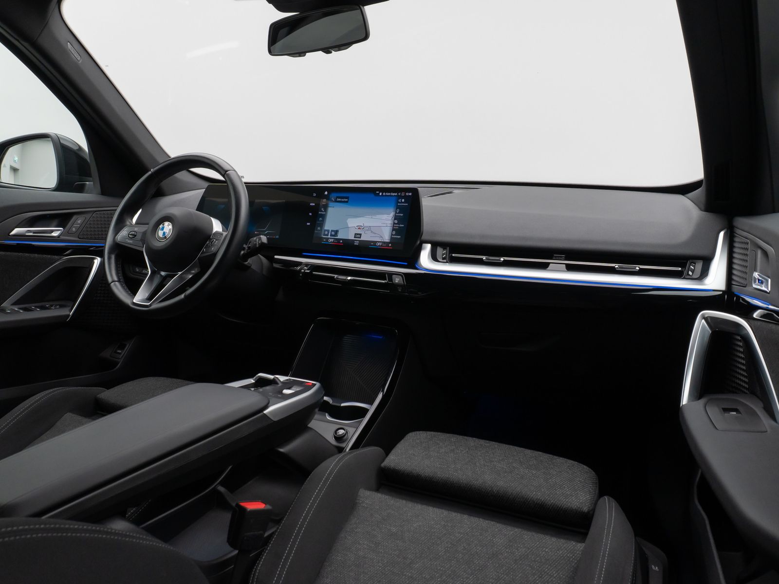 Fahrzeugabbildung BMW X1 sD18d  Kamera DAB Fernlichtassist Sport LED