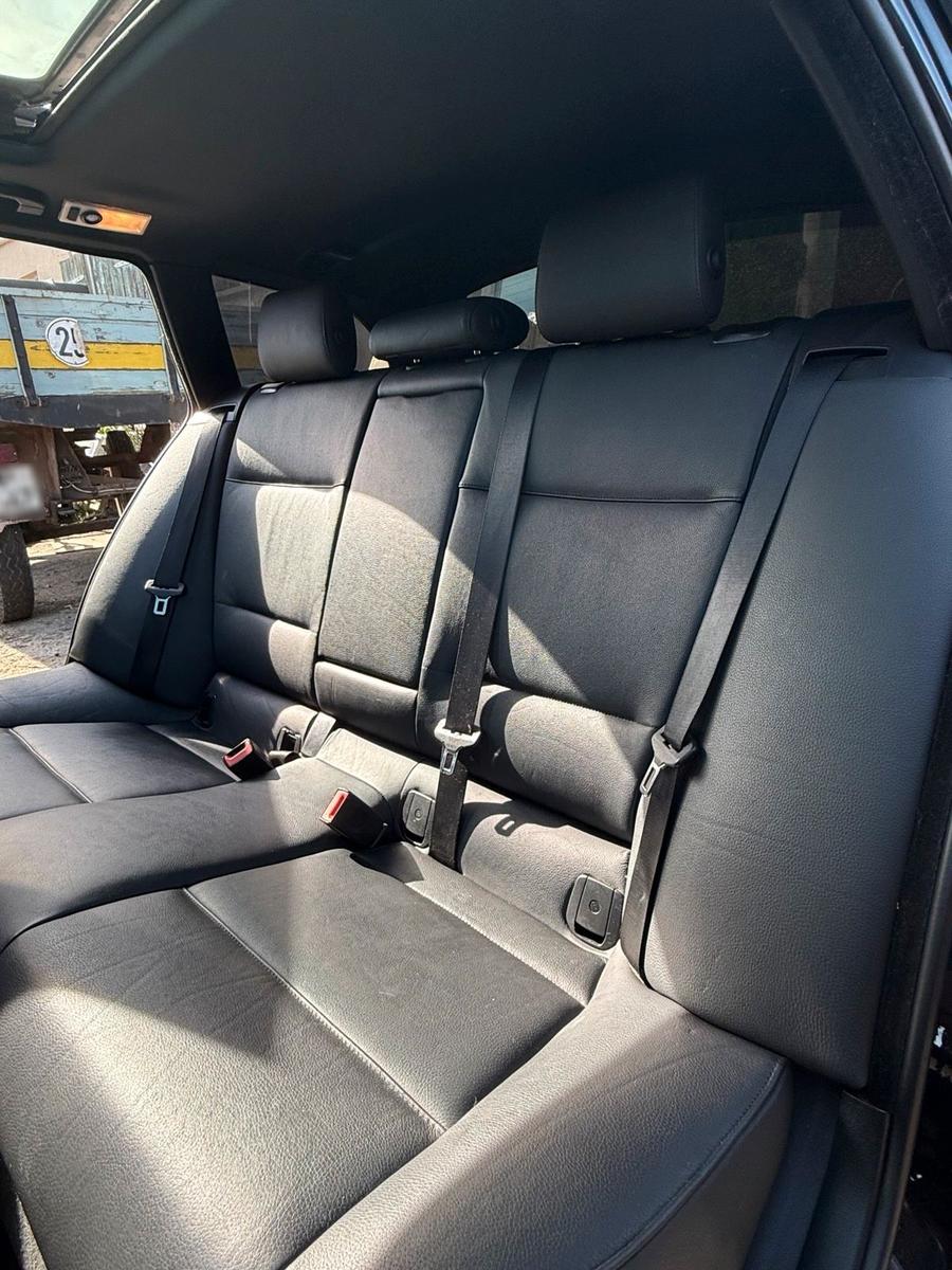 BMW 320 2008 — photo 11