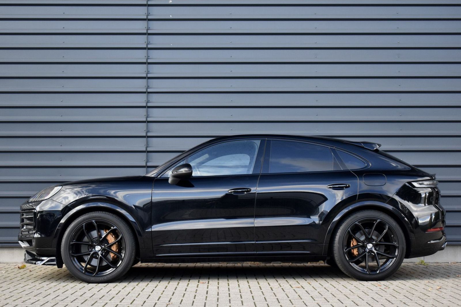Porsche Cayenne Coupé 3.0 E-Hybrid | Panorama | ACC | 22 imagem 3