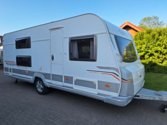 LMC Cello 550 K mit Etagenbetten und Heckbad