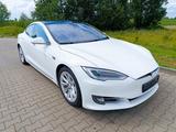 Tesla Model S 90D FREE SUPERCHARGER SC01  - weiße Tesla Model S