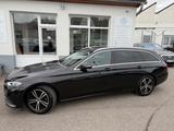 Mercedes-Benz E 220 T Avantgarde - gebrauchte Mercedes-Benz E 220 aus dem Jahr 2021