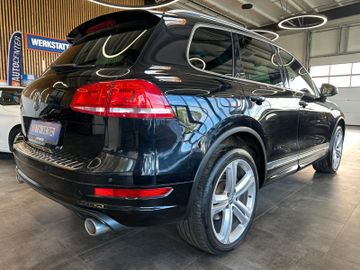 MYAUTOCENTER – Gebraucht- und Jahreswagen mit Werkstattservice in Pfaffenhofen Volkswagen Touareg V6 TDI BMT *R-Line*AHK*PANO*BI-XENON*