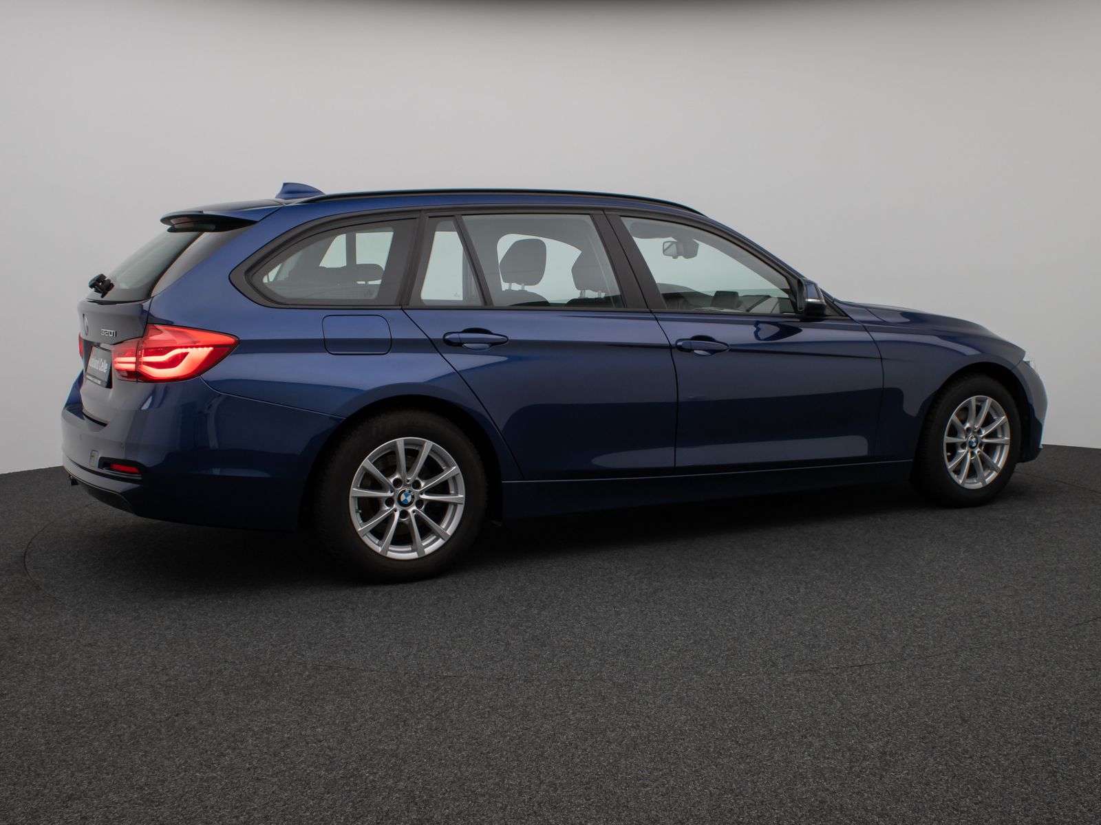 Fahrzeugabbildung BMW 320i Advantage HiFi Navi Lordos PDC LED Alarm