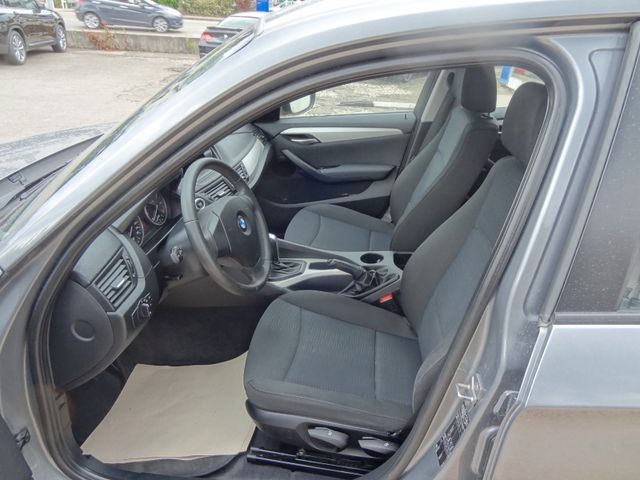 Fahrzeugabbildung BMW X1 18 i sDrive/1.Hand/Xenon/Automatik/82.500km/