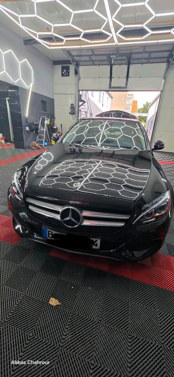 Image of Mercedes-Benz C 200