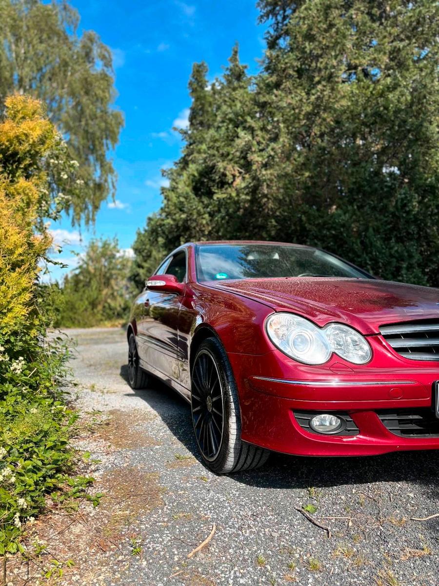 Mercedes-Benz CLK 220