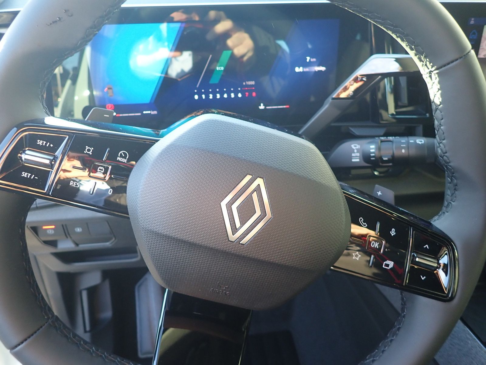 Fahrzeugabbildung Renault Austral Evolution Mild Hybrid 160 Automatik