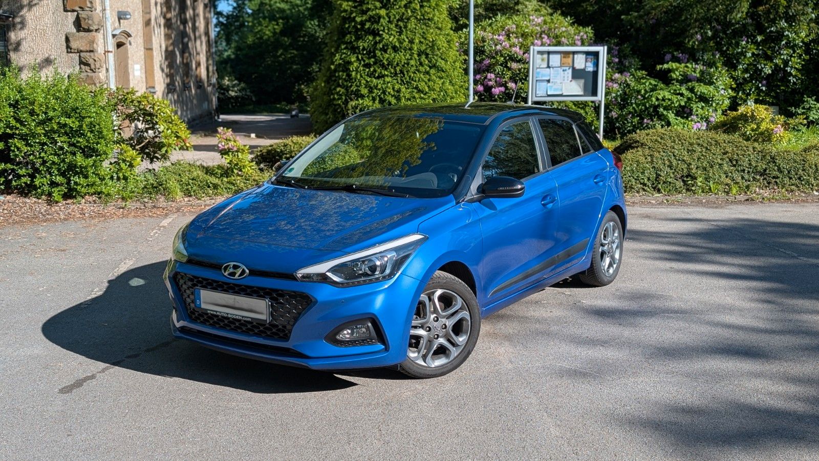 HYUNDAI i20