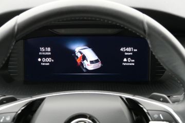 Skoda Octavia Combi Clever 2.0 TDI DSG NAV PDC HUD